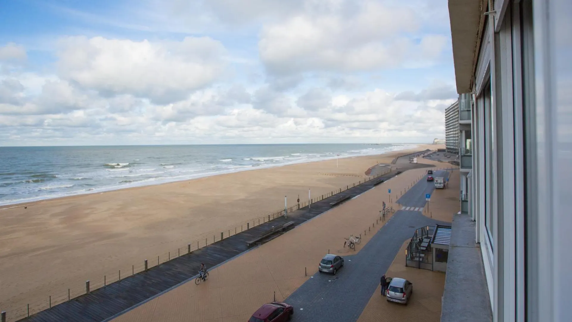 Bright Apartment With Sea View Ostend Belgium