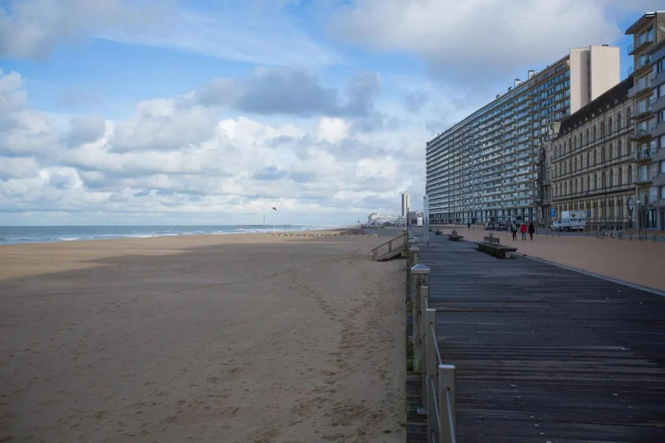 Bright Apartment With Sea View Ostend
