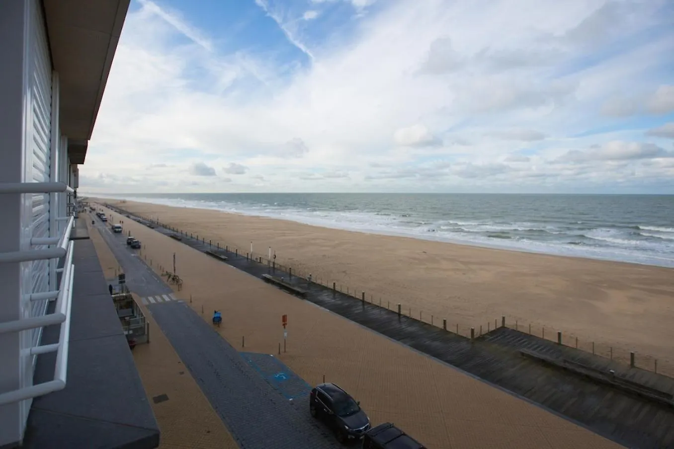 Bright Apartment With Sea View Ostend