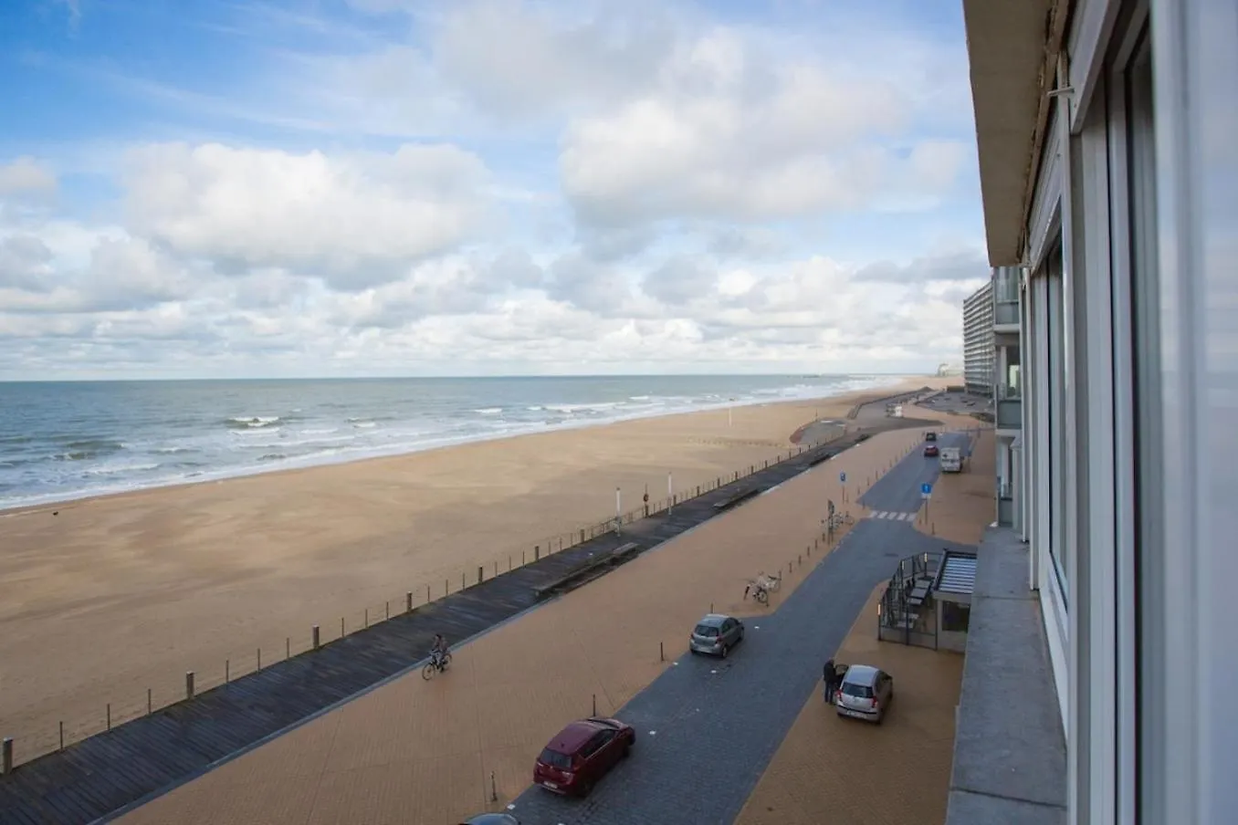 Bright Apartment With Sea View Ostend 0*,